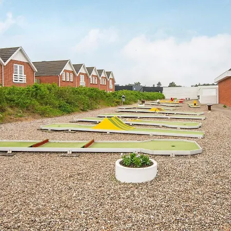 6 Person In Romo-by Traum Sønderby